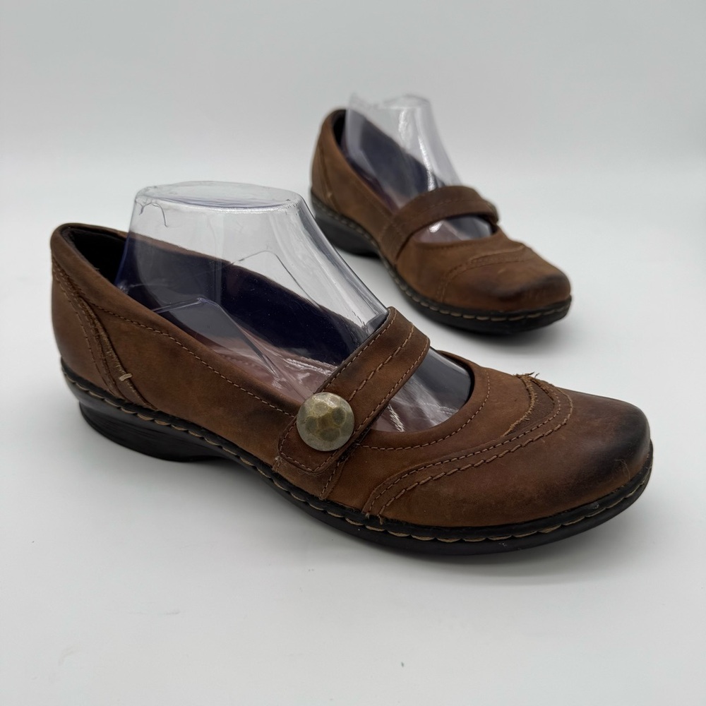 Clarks Brown Leather Mary Jane Flats with Button Accent